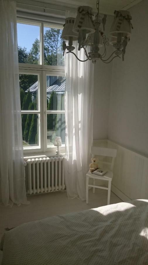 Linda Kuelaliskorter Apartment